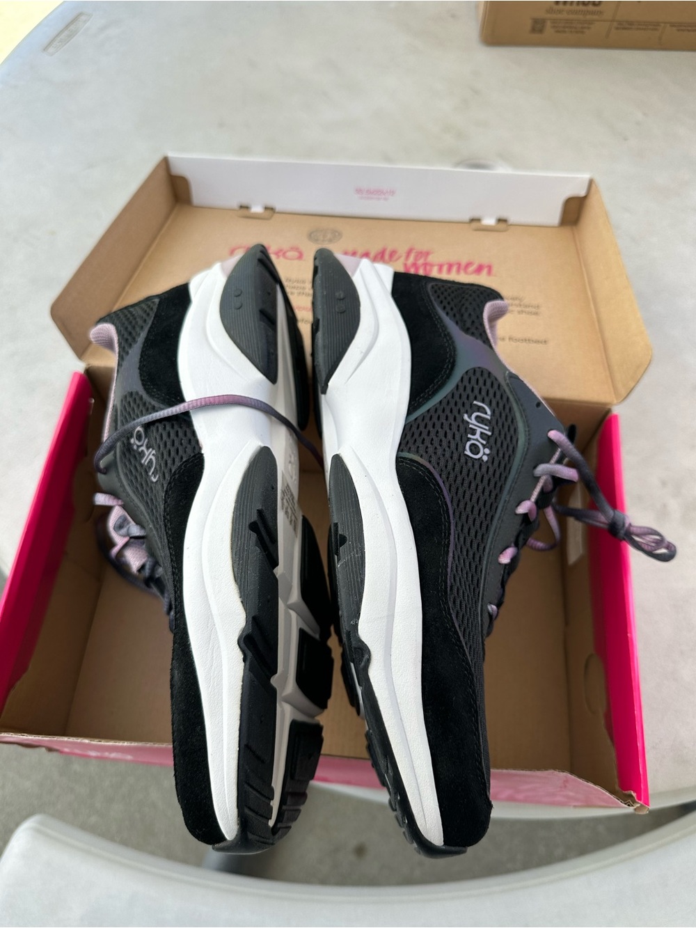 Rykä  Black and Lavender wide 11 Sneakers - Picture 2 of 6